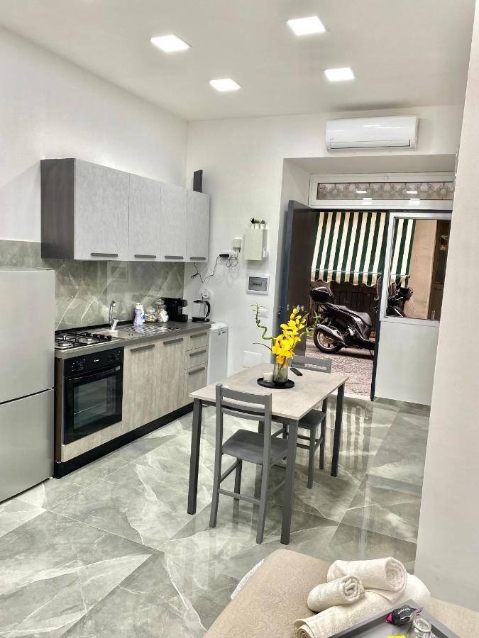 Toledo Home Naples Luaran gambar